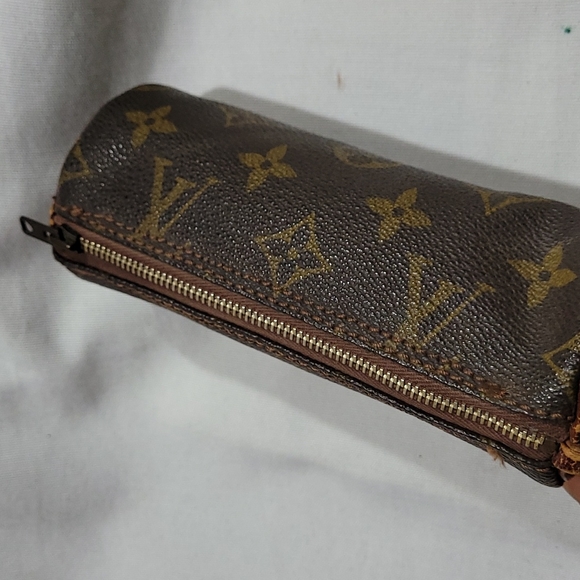 Auth Louis Vuitton Papillon Pouch vtg - Picture 10 of 15